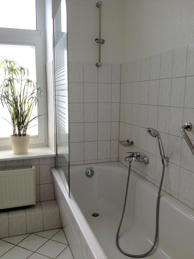 Ferienwohnung Am Schlossparkcenter 슈베린 외부 사진