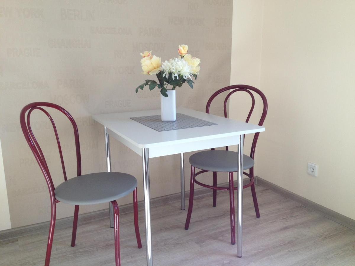 Ferienwohnung Am Schlossparkcenter 슈베린 외부 사진