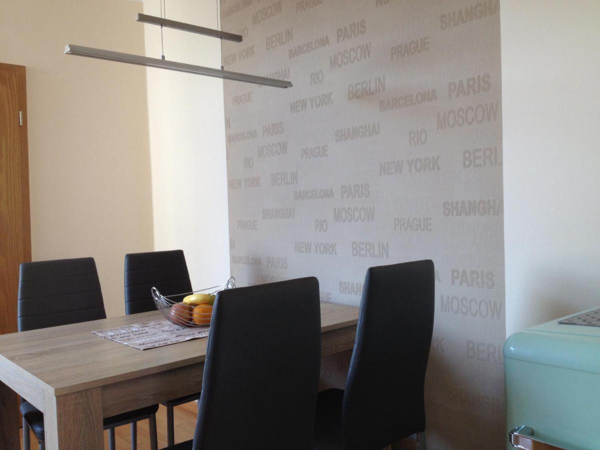 Ferienwohnung Am Schlossparkcenter 슈베린 외부 사진