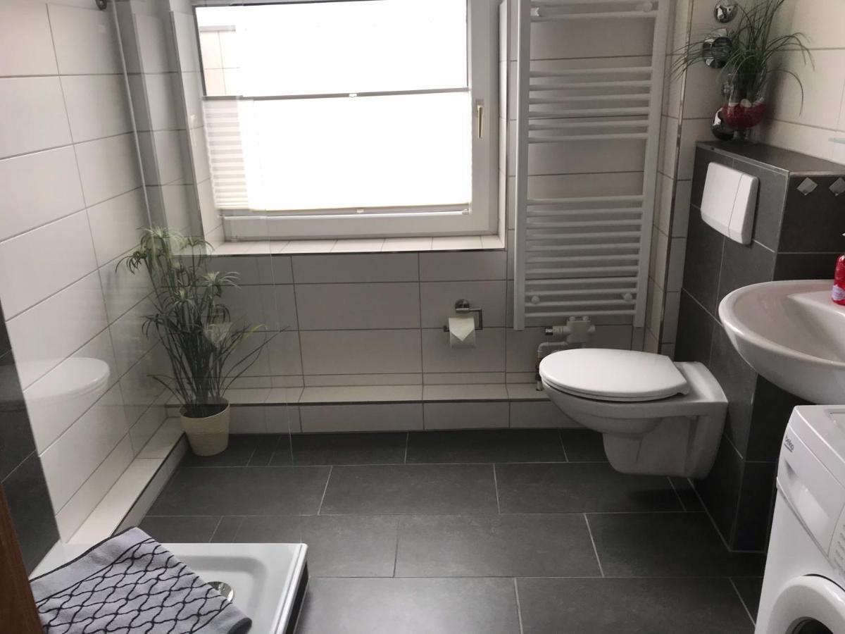 Ferienwohnung Am Schlossparkcenter 슈베린 외부 사진